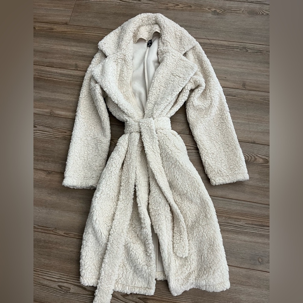 Luxurious Cream Sherpa Robe